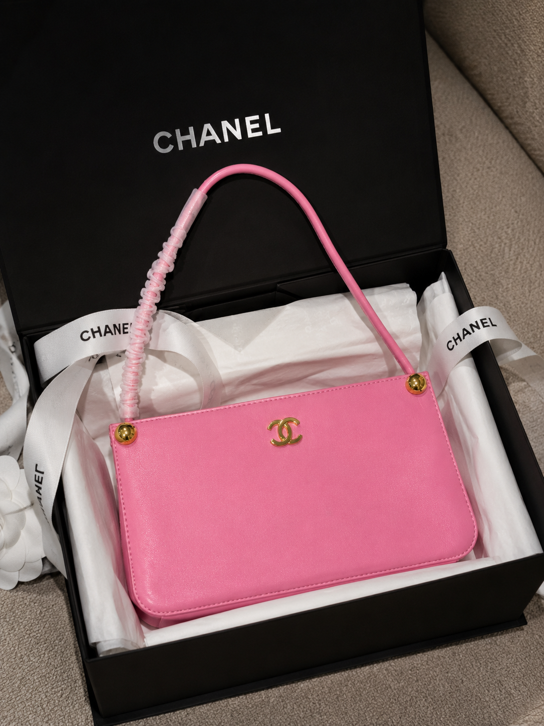 The Elle Shoulder Bag
