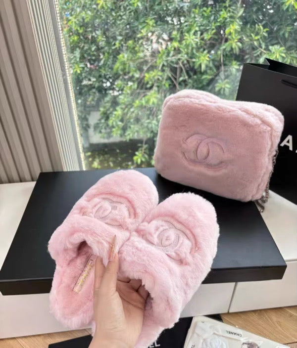 Fuzzy Bag & Slippers (ADDITIONAL DISCOUNT)