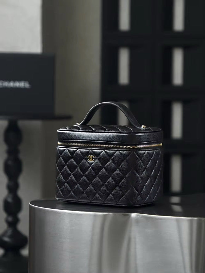 Oversized Leather Makeup bag