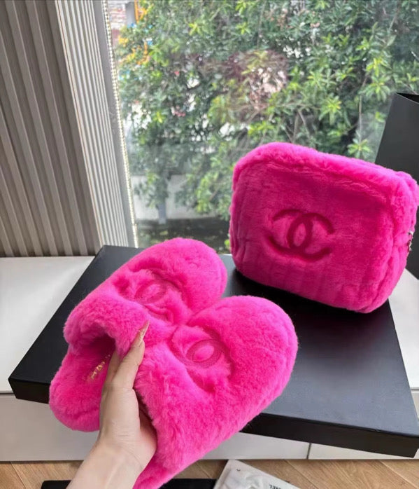 Fuzzy Bag & Slippers (ADDITIONAL DISCOUNT)