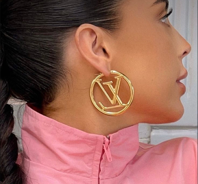 Aros pequeños de oro
