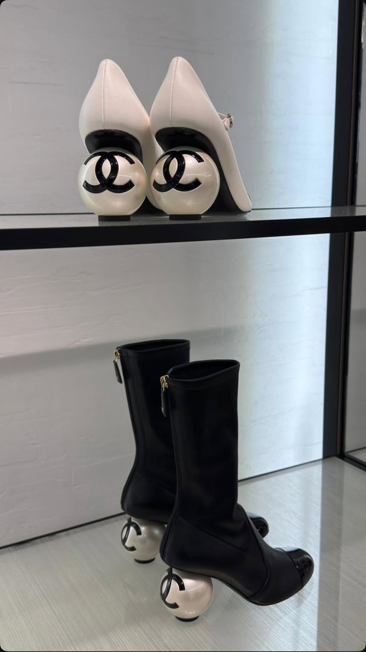 Pearl Heel