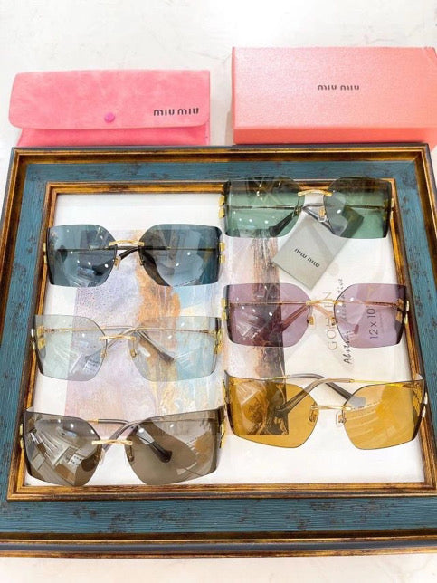 Low profile shades