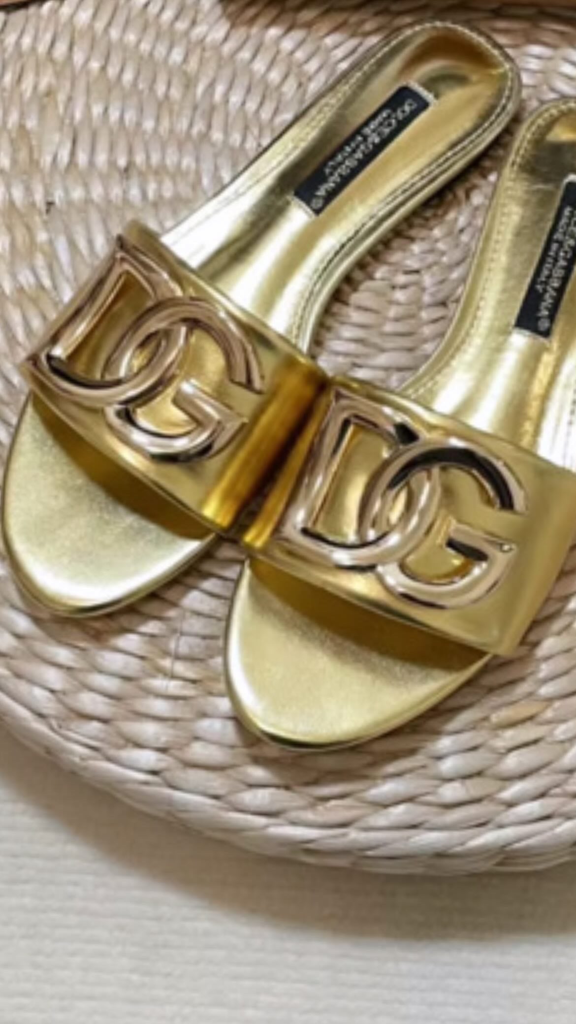 Leather bound sandal with gold