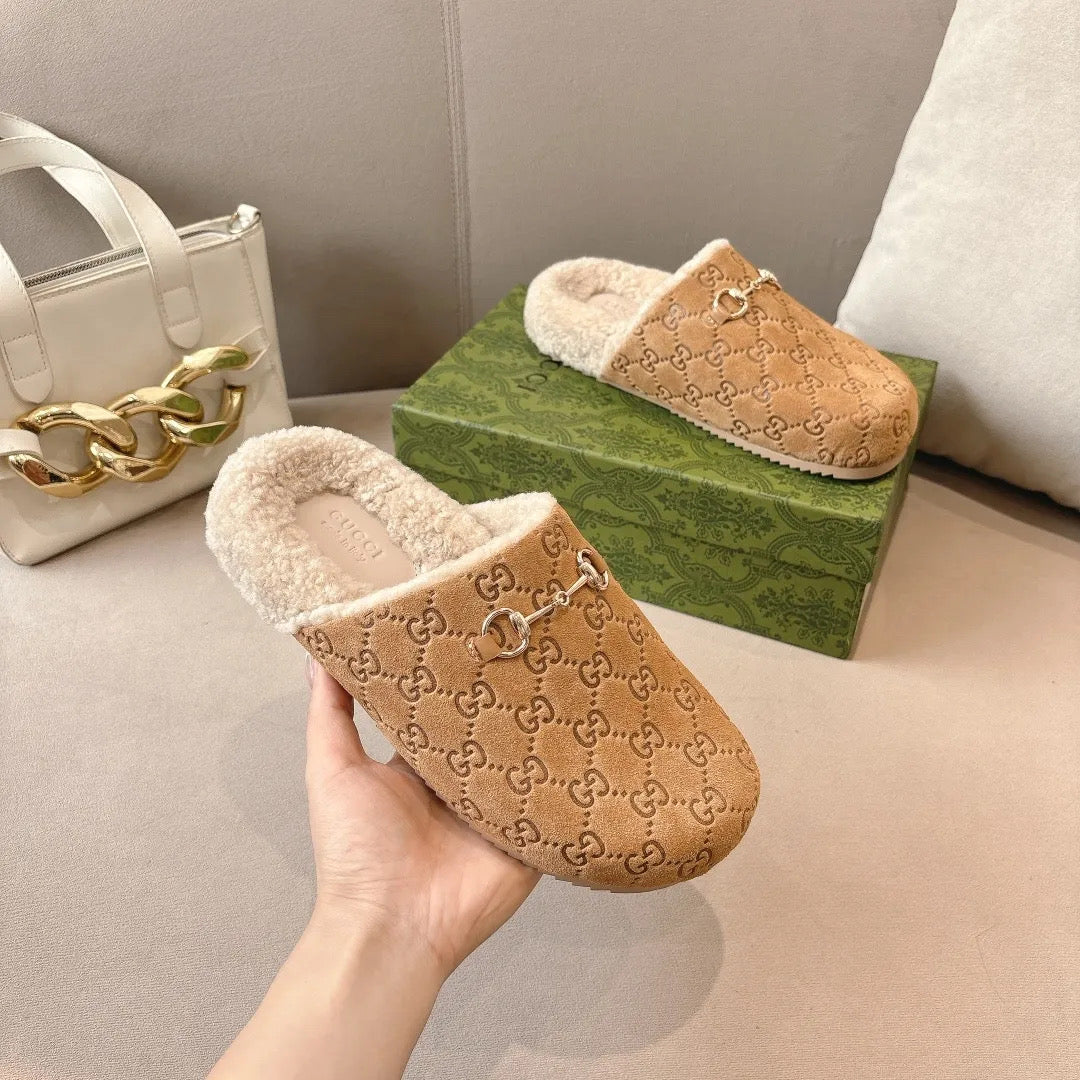 Comfortable clogs