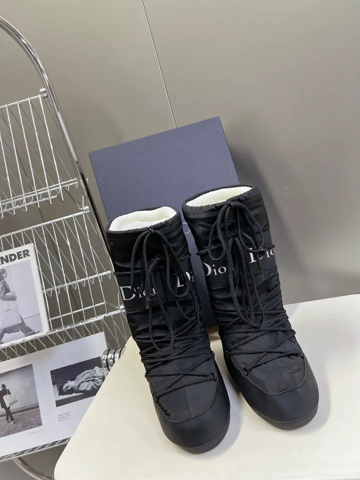Snow Boots