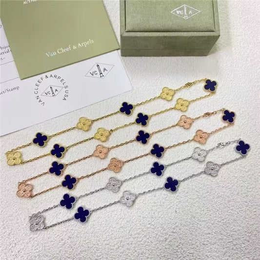 Medium length purple necklace