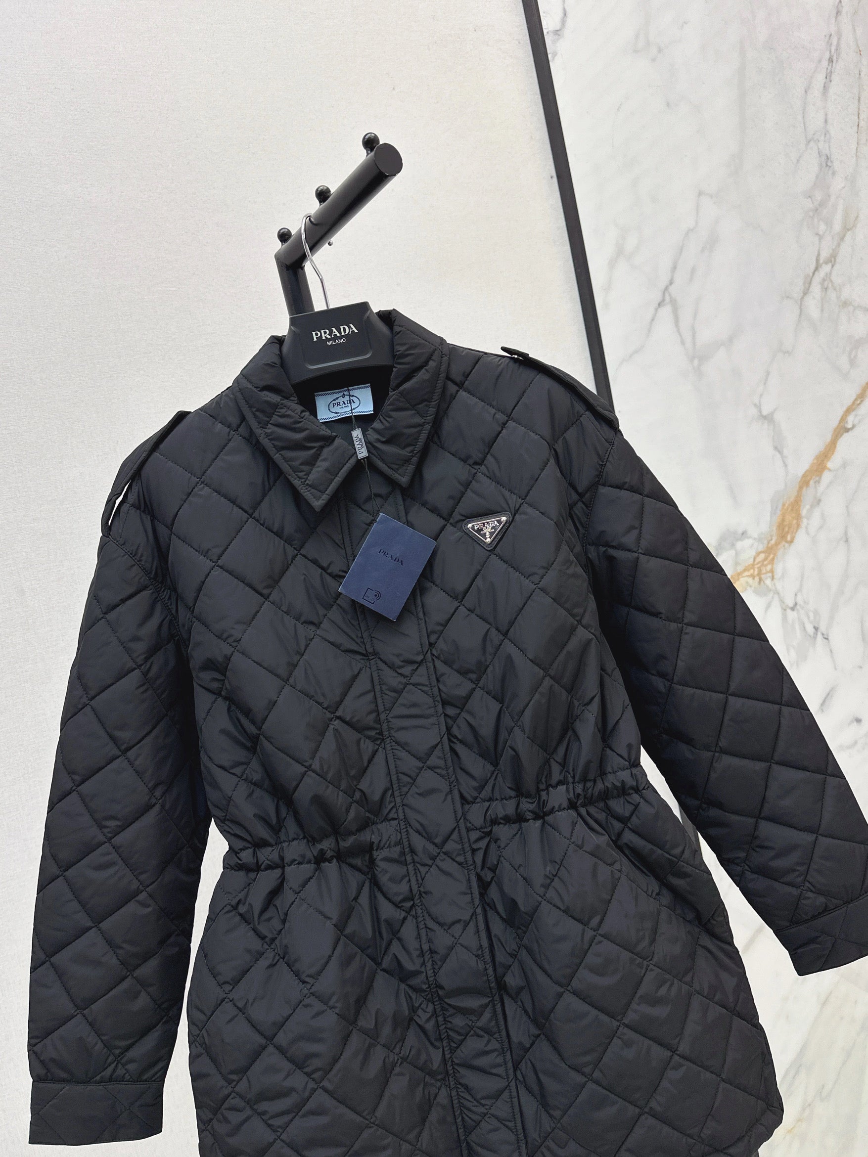 Medium Length Trench Style