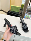 Mini heel with mesh screen