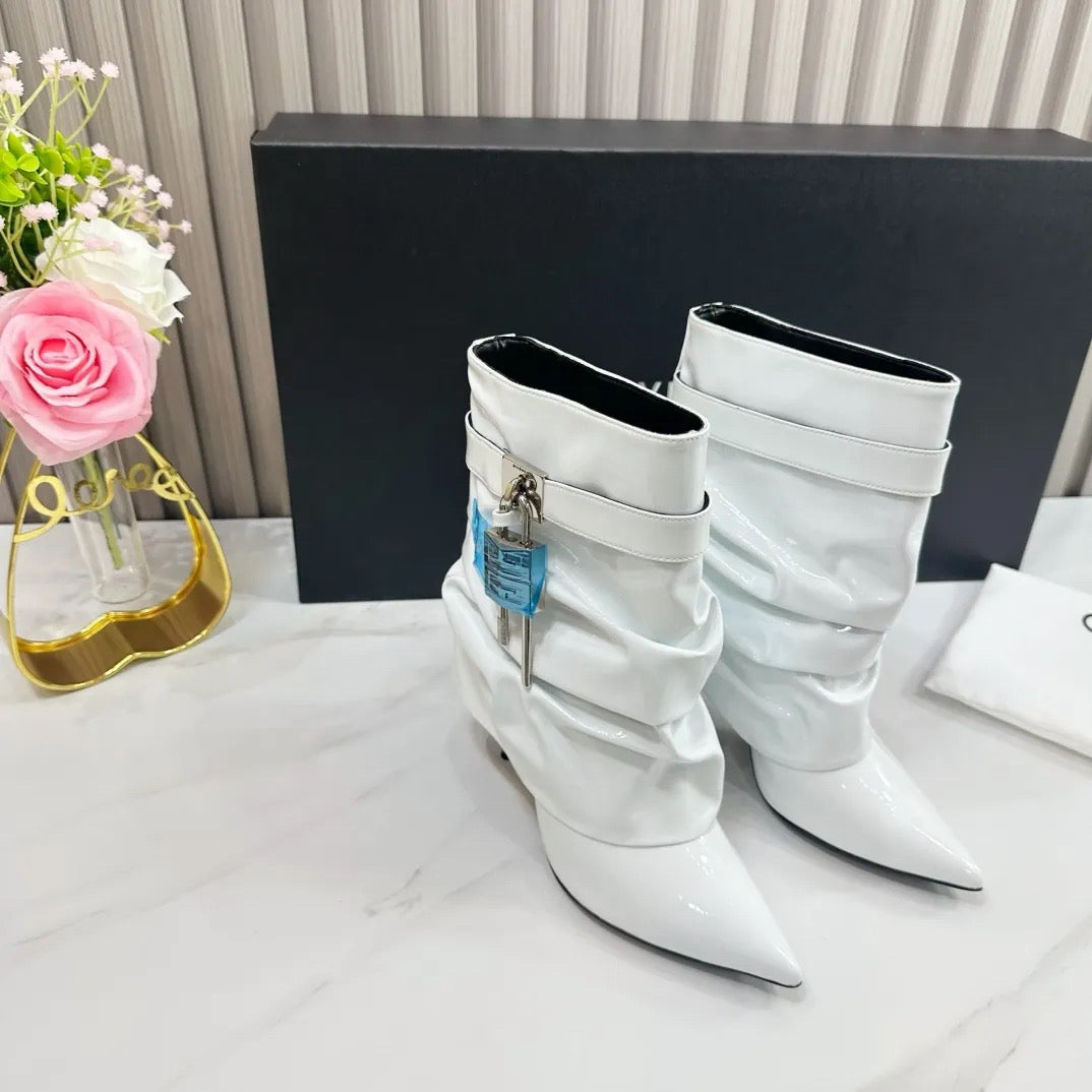 Short Bootie with Lock