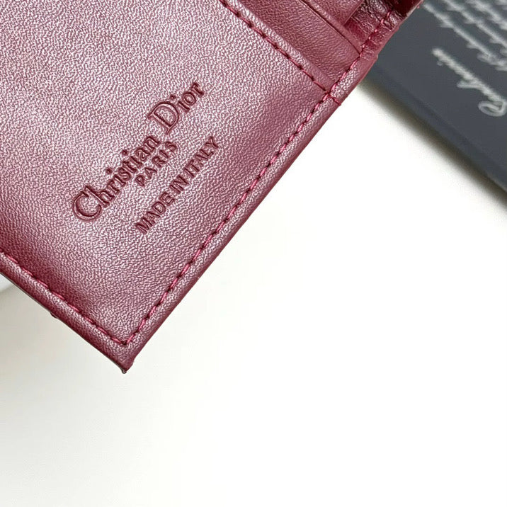 Shiny leather wallet