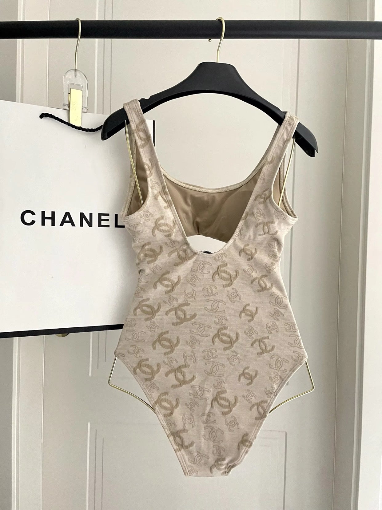 Open monokini