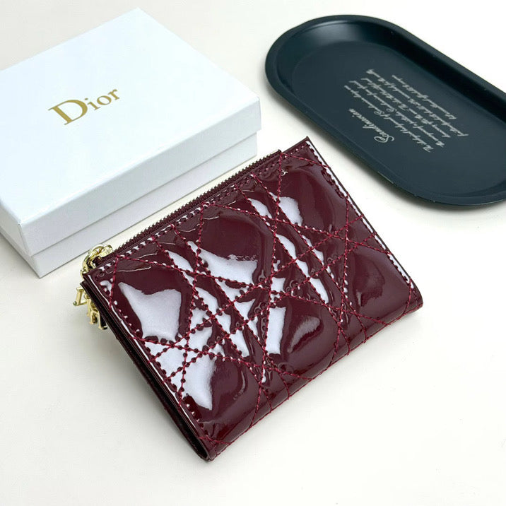 Shiny leather wallet