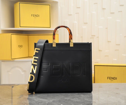 Medium Leather Tote