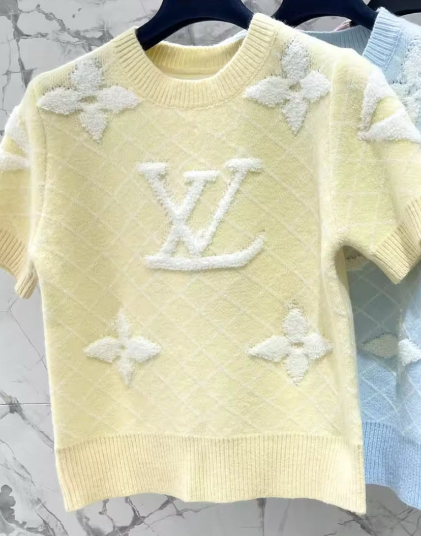 Circle Neck Top