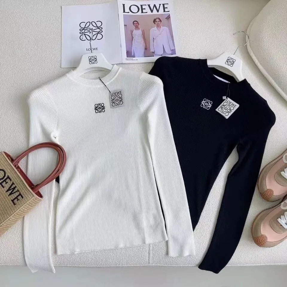 Long sleeve circle neck