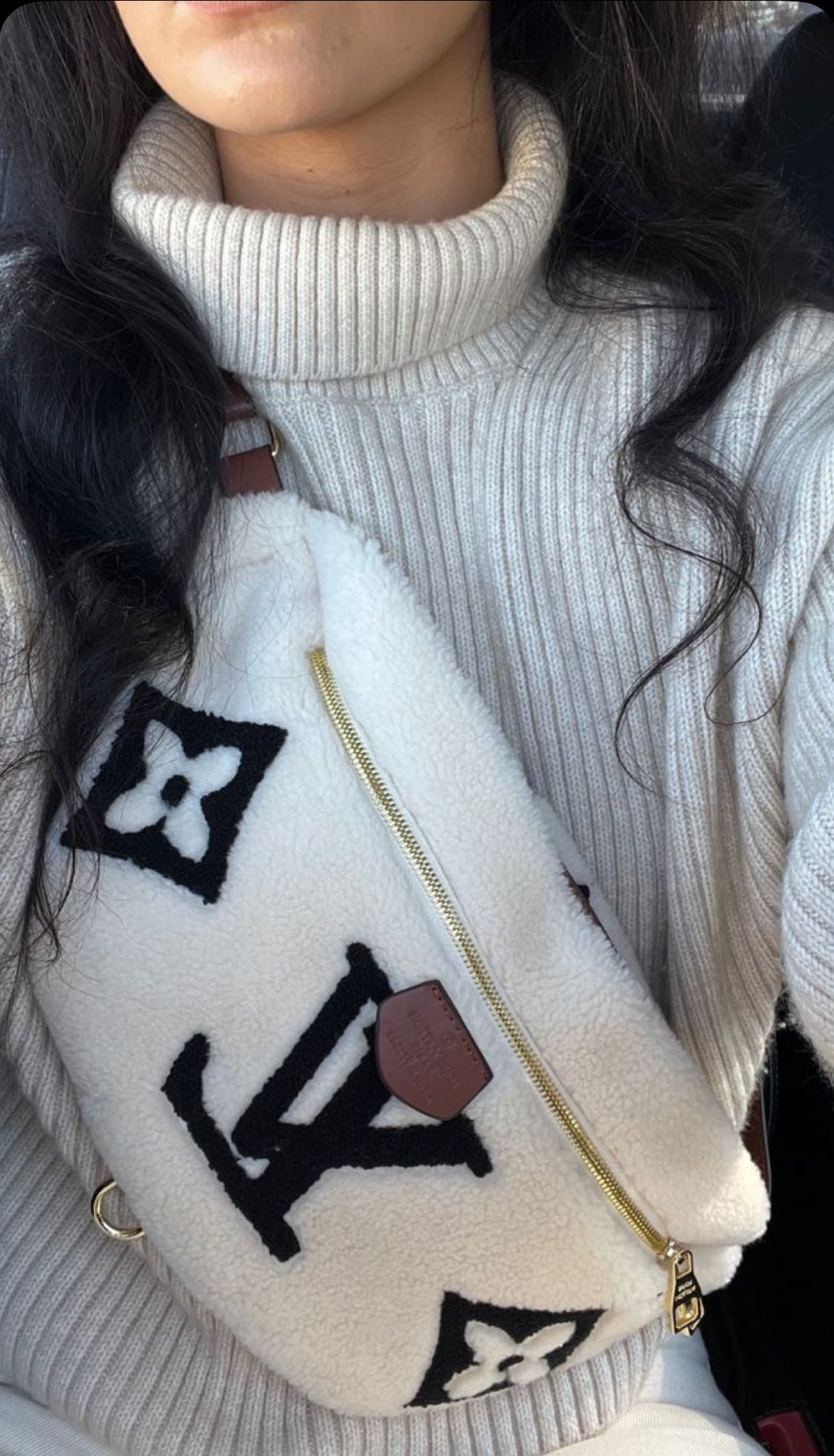 Fuzzy waist bag in multiple colors