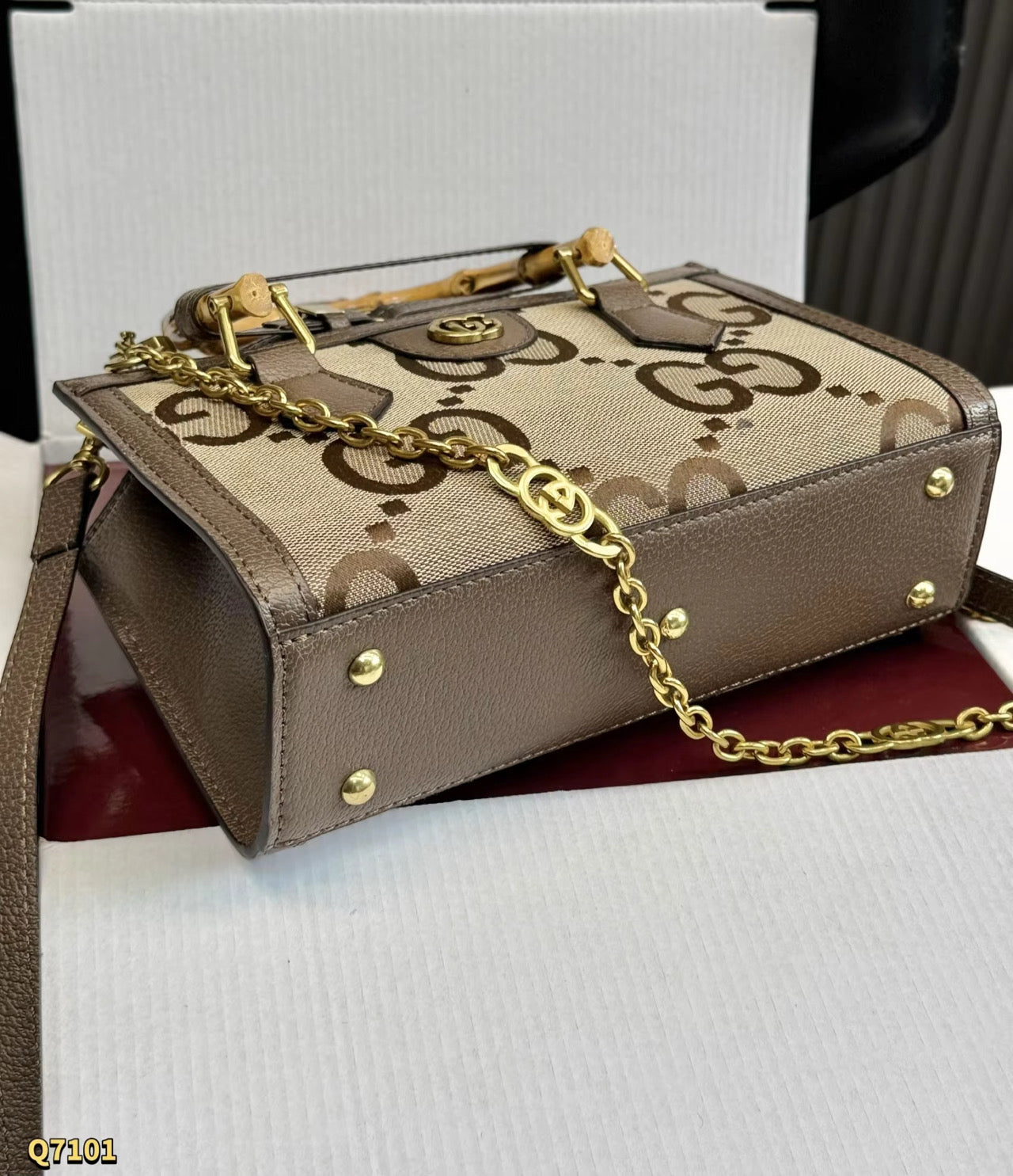 Short Brown Bag