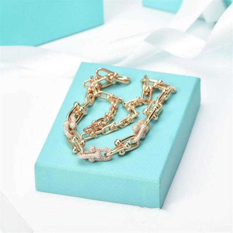 Bedazzled chain necklace
