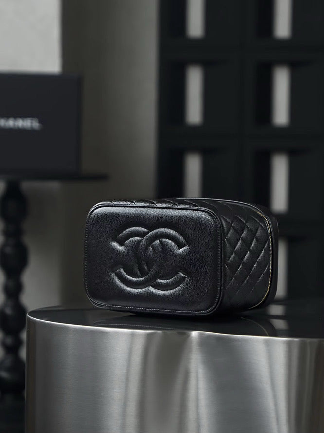 Oversized Leather Makeup bag