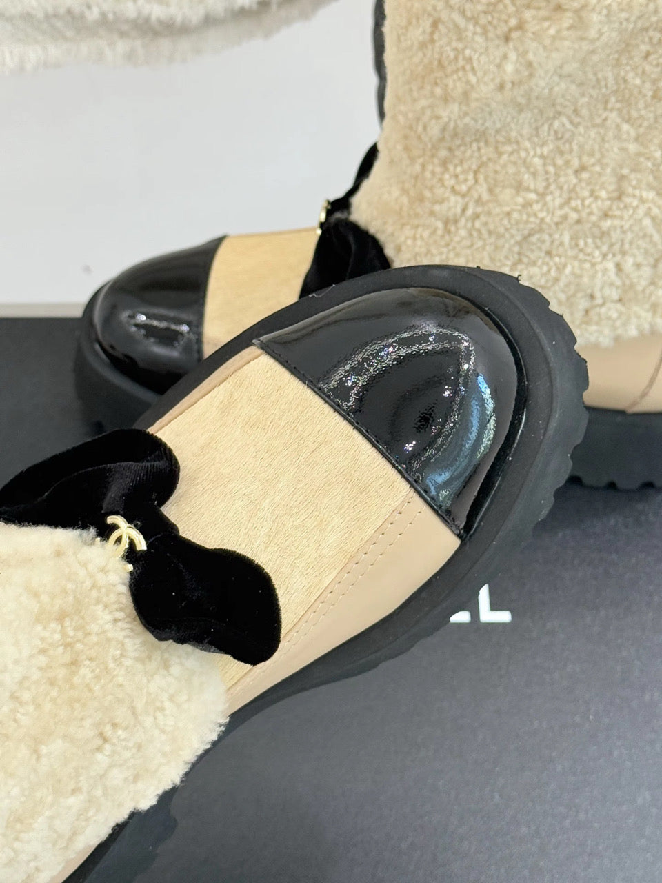 Cream or Black Furry Boot