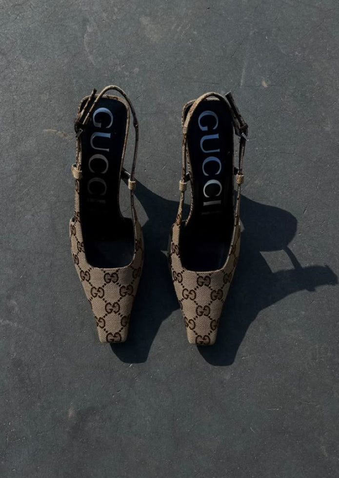 The perfect brown pump