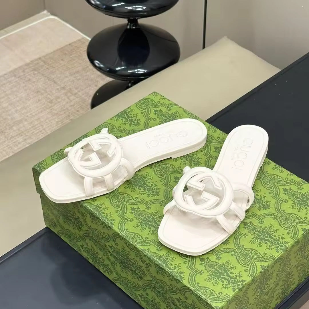 Rubber Flat Sandal