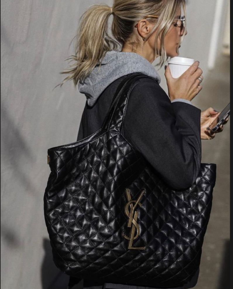Large leather quilted bag in black