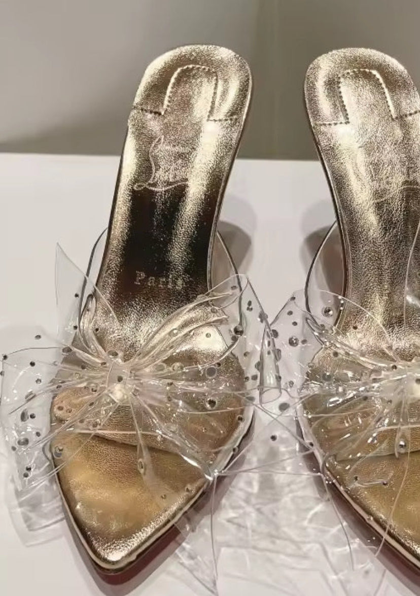 Bow Heels