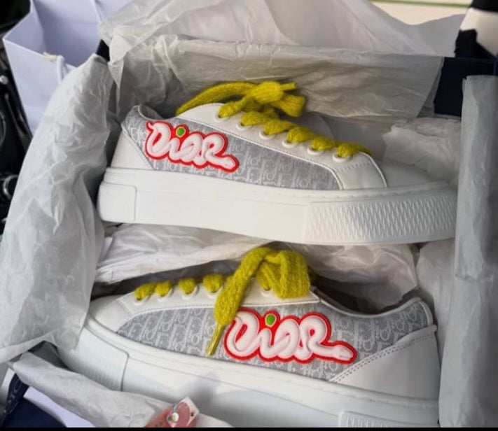 Flat Tennis Shoes