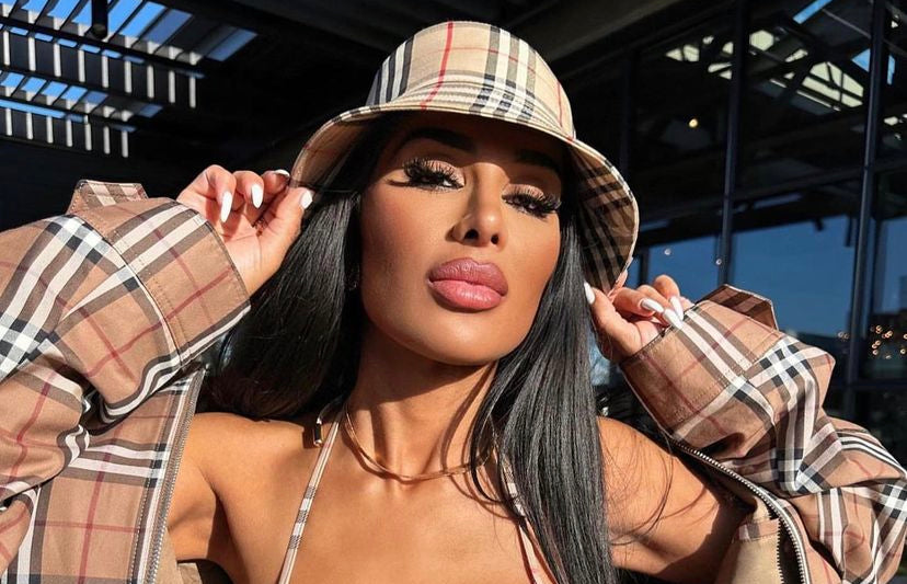 Striped bucket hat