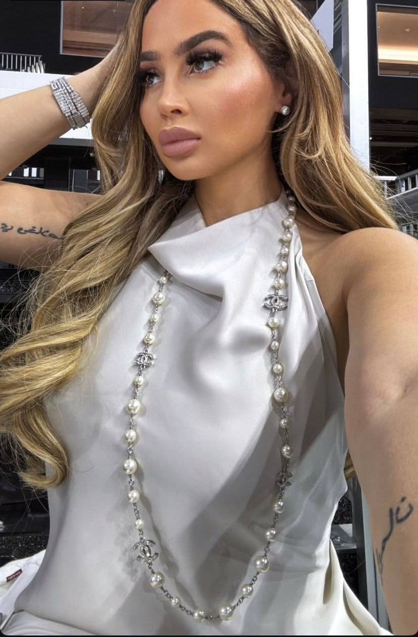 Pearl string Necklace