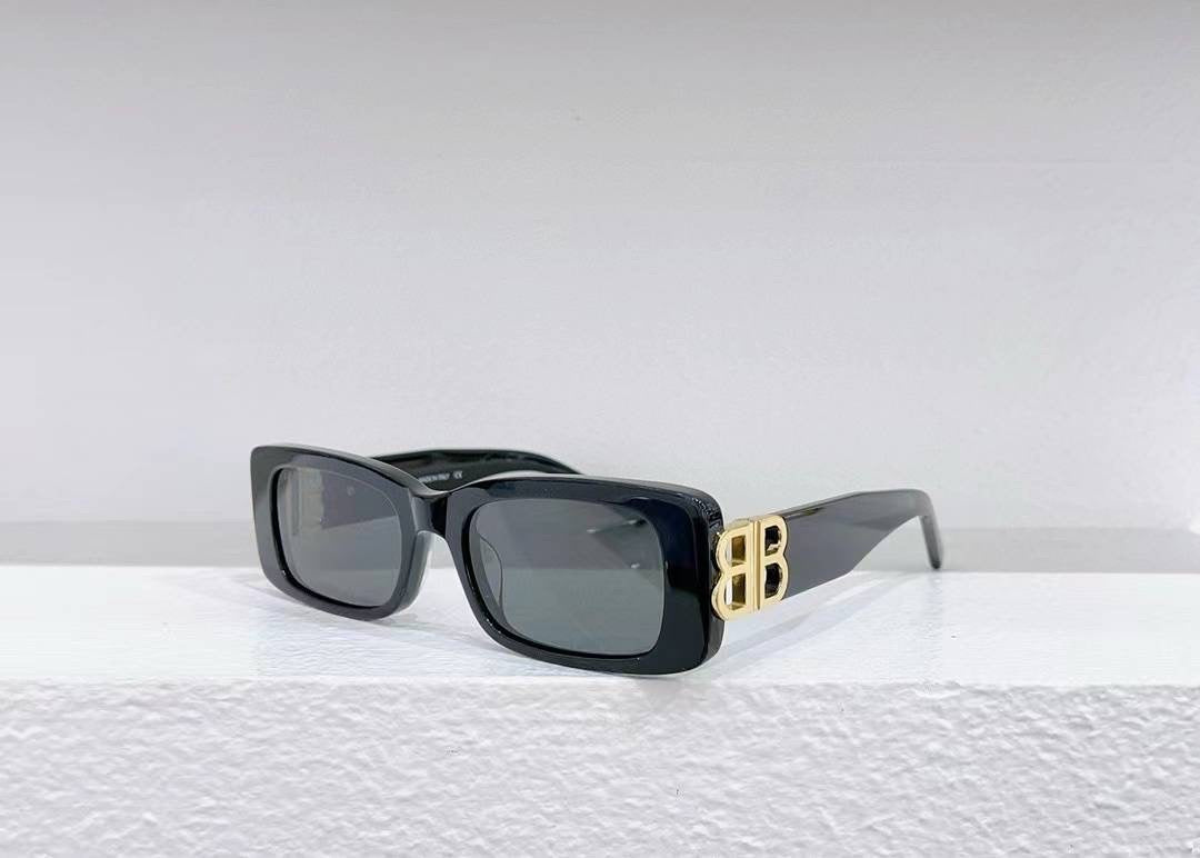 Gafas de sol deslumbrantes de perfil bajo