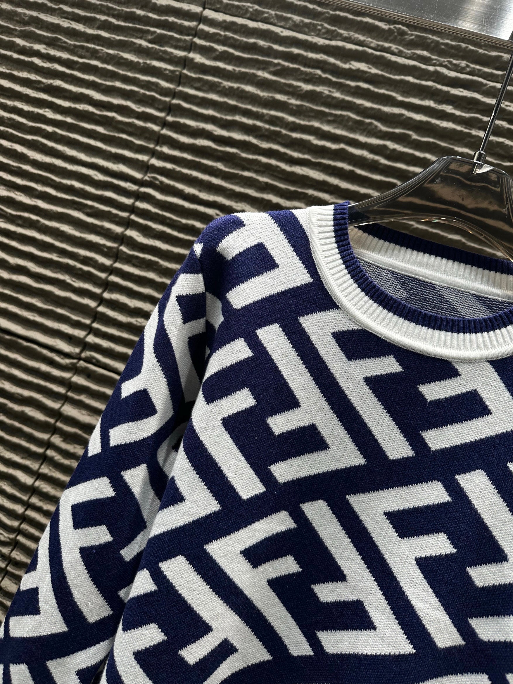 Long sleeve Pullover