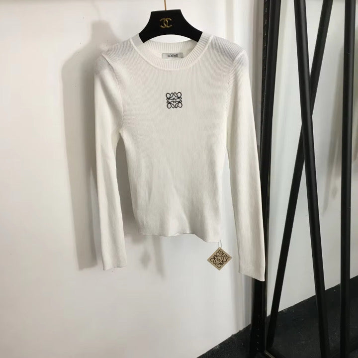 Long sleeve circle neck