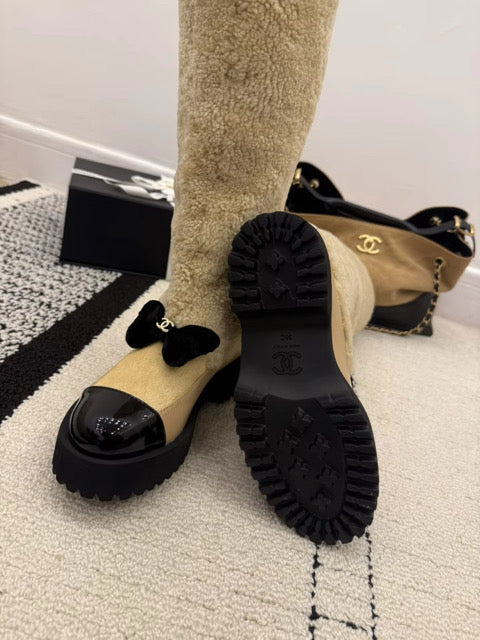 Cream or Black Furry Boot