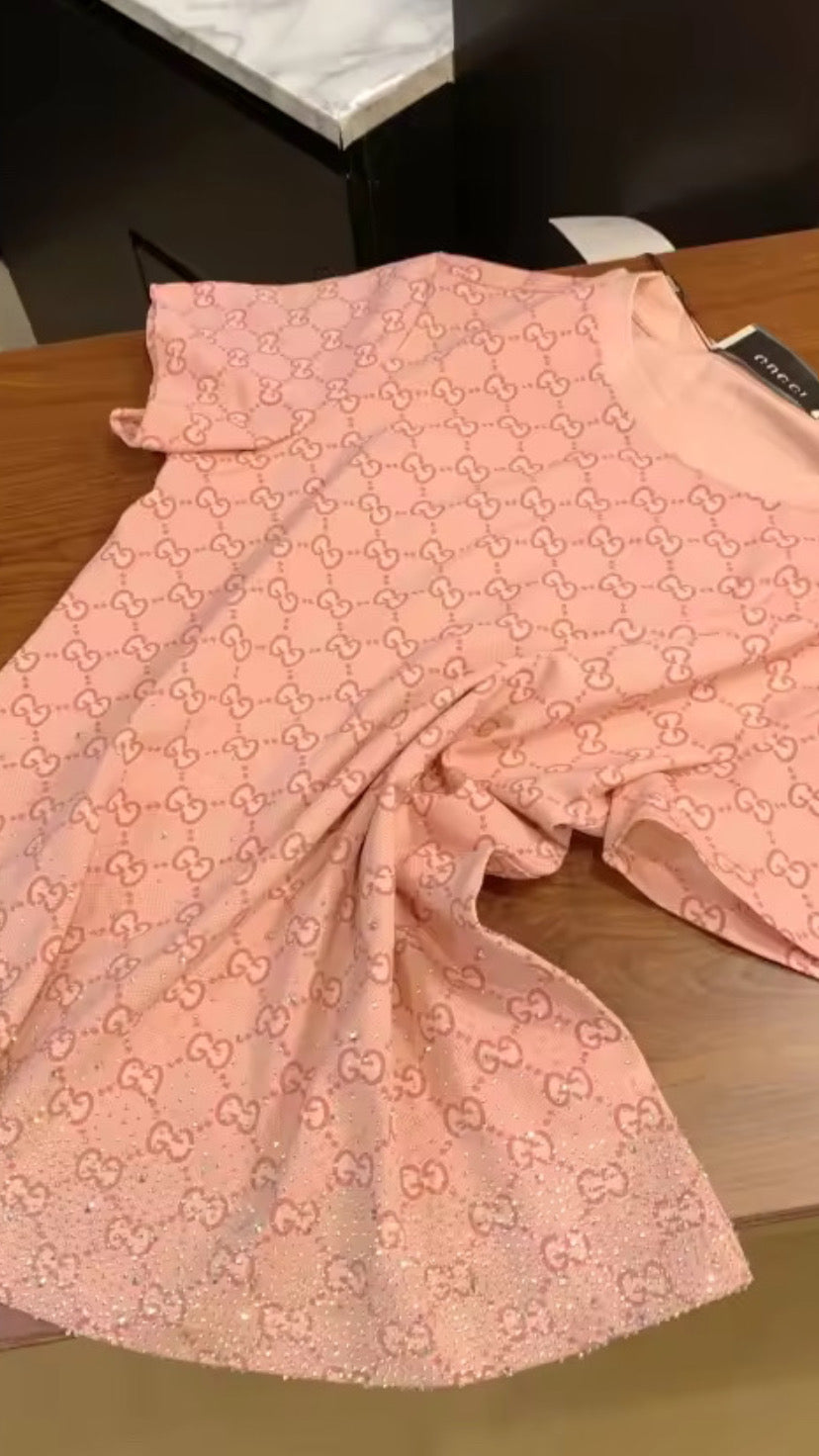 Top that is bedazzled