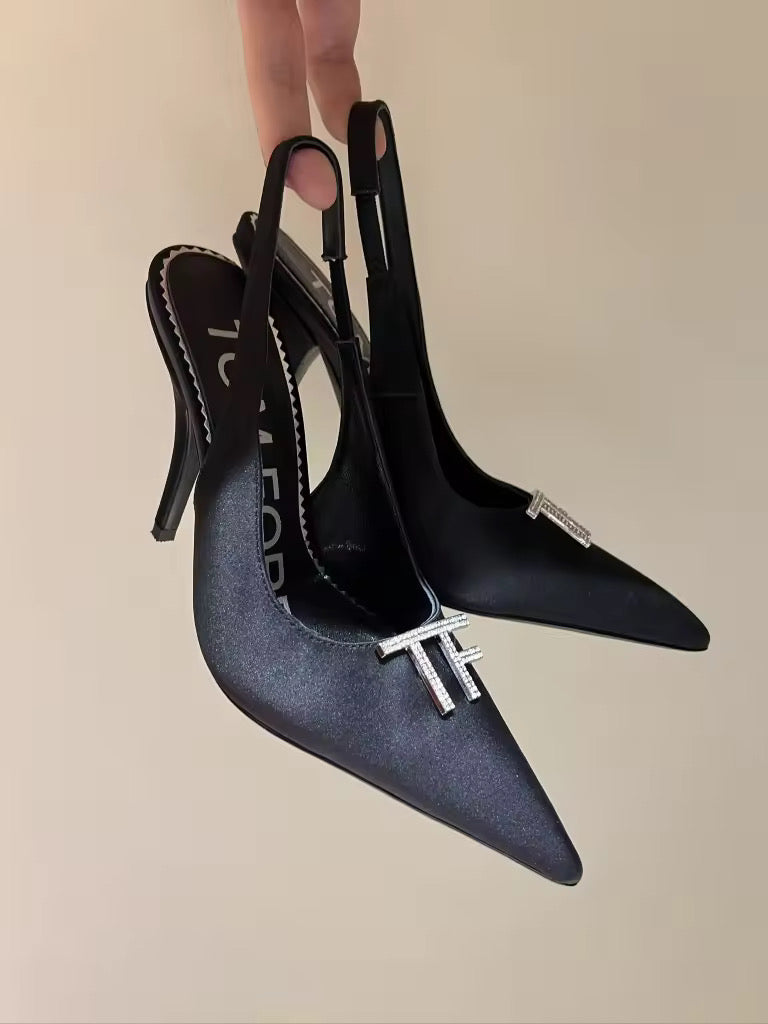 Magenta or Black Pump