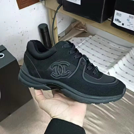 All Black Tennis Shoes