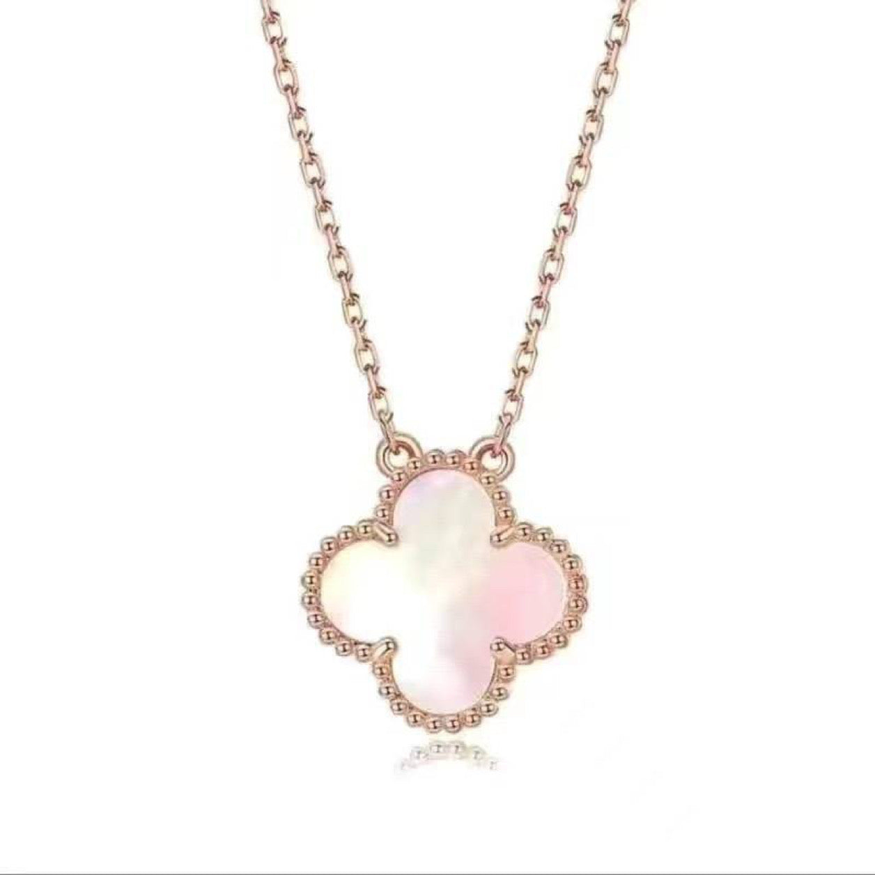 Multiple color pendant necklace