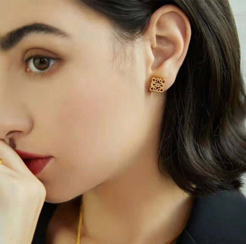 Pendientes medianos oro