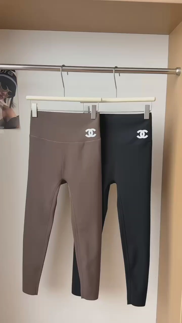 Body Hugging Leggings