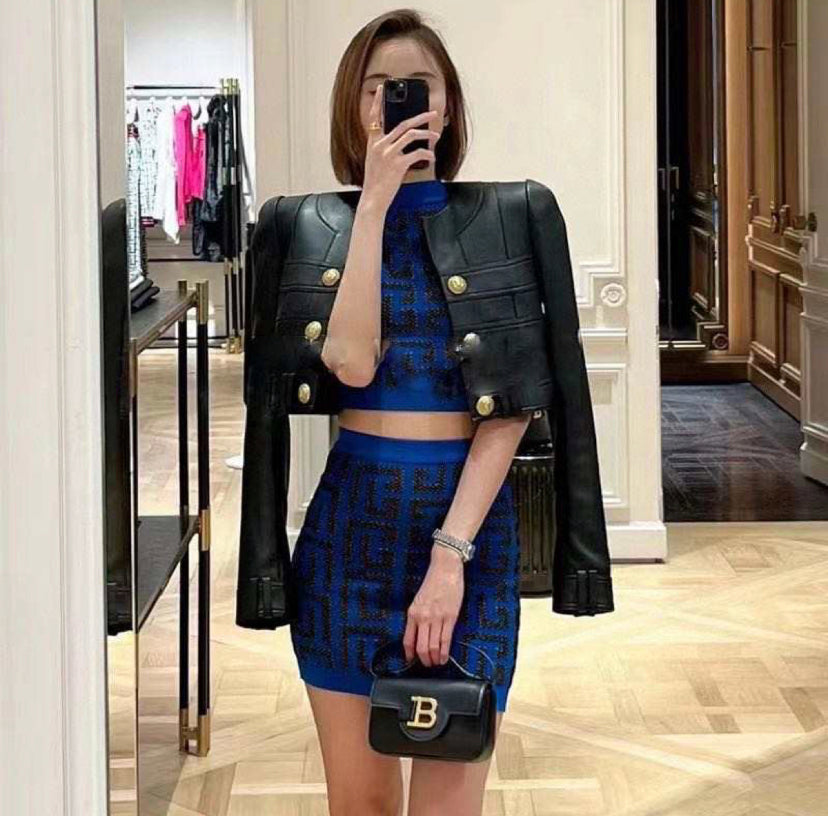 Two piece set in blue or white