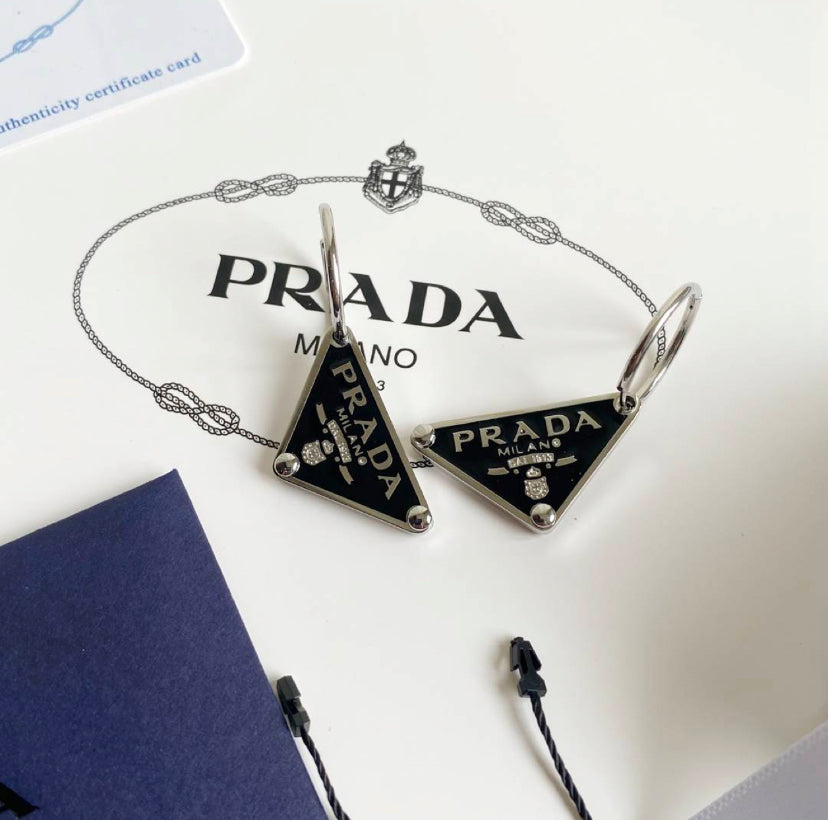 Pendientes aro mediano Triángulo plata