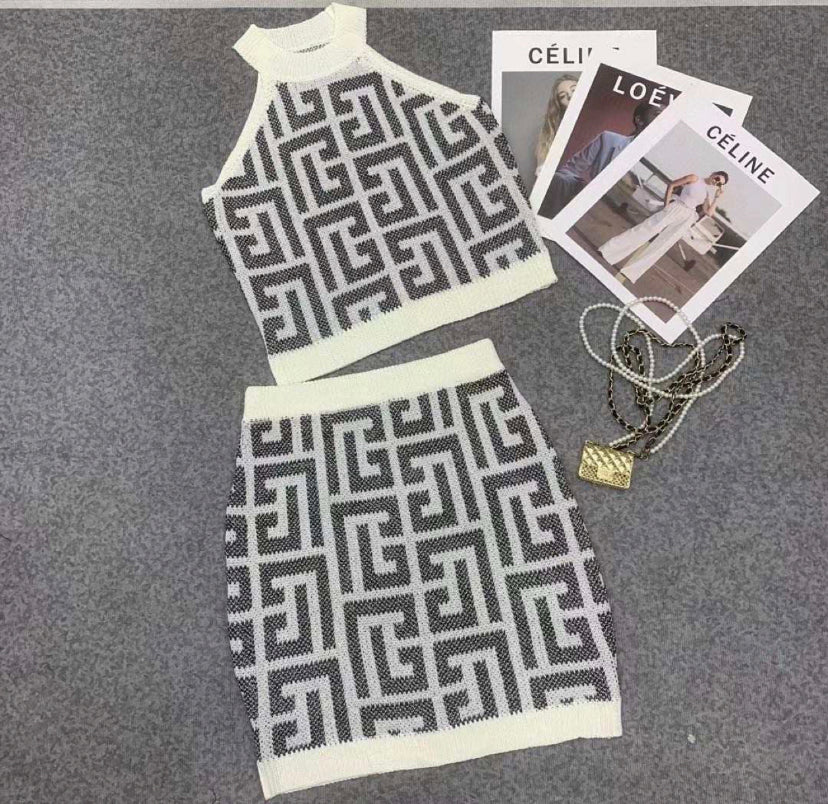Two piece set in blue or white
