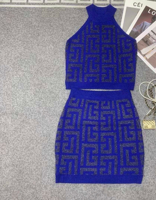 Two piece set in blue or white