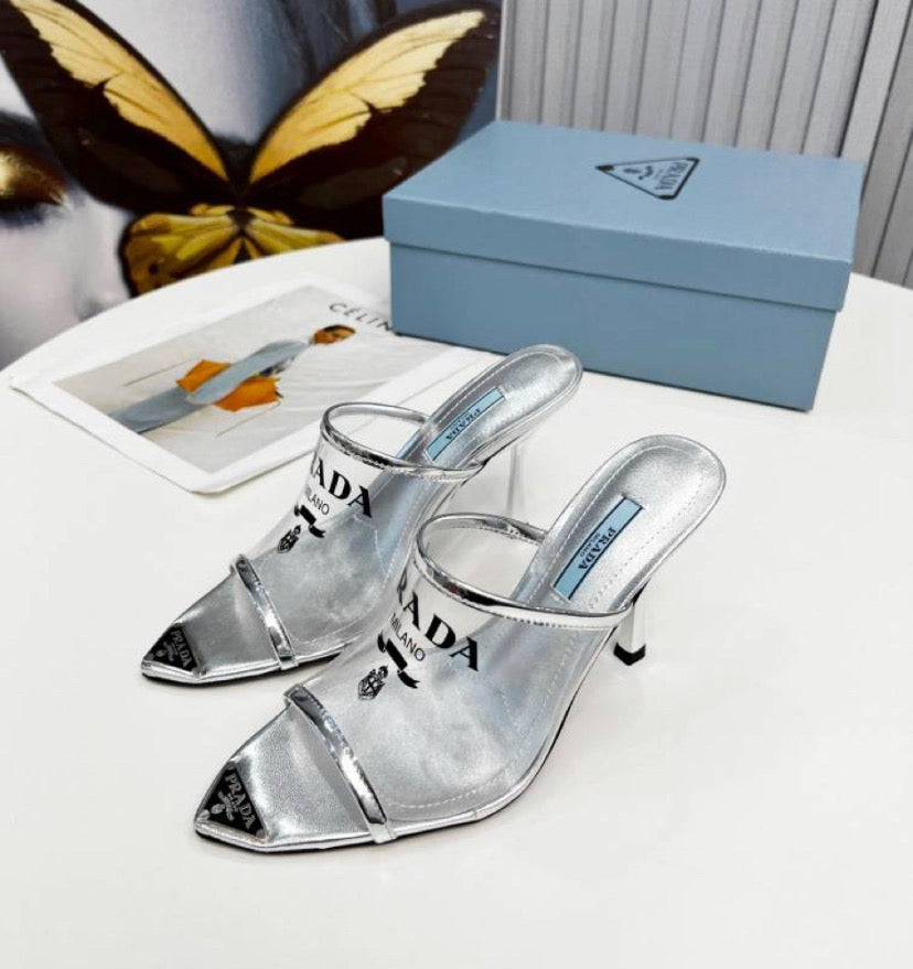 Black or Silver heels